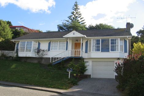 Photo of property in 8 Chisbury Street, Churton Park, Wellington, 6037