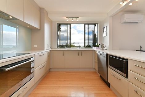 Photo of property in 55 Braemar Road, Castor Bay, Auckland, 0620