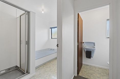 Photo of property in 2/38 Waimea Street, Westown, New Plymouth, 4310