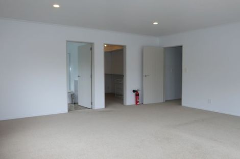 Photo of property in 17 Charlotte Way, Raumati South, Paraparaumu, 5032