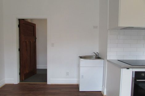 Photo of property in 6 Webb Lane, Lyttelton, 8082