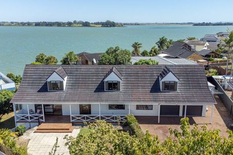 Photo of property in 7 Cumbrian Place, Conifer Grove, Takanini, 2112