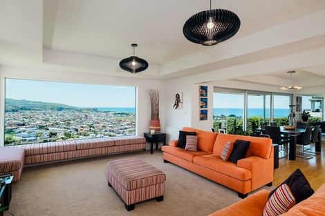 Photo of property in 93 Easther Crescent, Kew, Dunedin, 9012