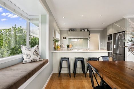 Photo of property in 37 Glenmonarch Place, Pyes Pa, Tauranga, 3112