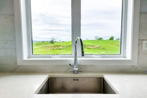 Photo of property in 32 Hockly Road, Rotokauri, Hamilton, 3289