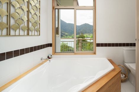 Photo of property in 19 St Omer Road, Saint Omer, Picton, 7282