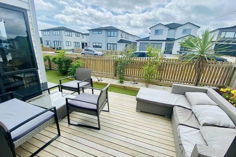 Photo of property in 1a Thomas Rielly Avenue, Hobsonville, Auckland, 0616