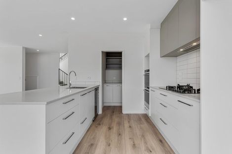 Photo of property in 20 Port Way, Rosehill, Papakura, 2113