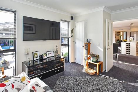 Photo of property in 188 Harbourside Drive, Karaka, Papakura, 2113