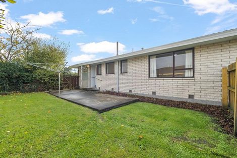 Photo of property in 1/2 Castile Place, Belfast, Christchurch, 8051