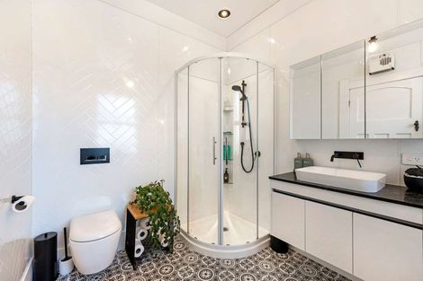 Photo of property in 6 Kerwood Place, Gore, 9710