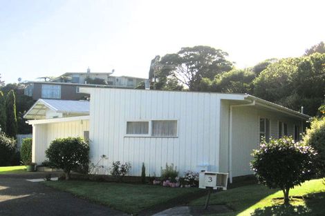 Photo of property in 3 Silverbirch Grove, Churton Park, Wellington, 6037