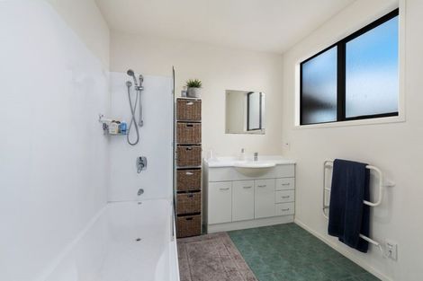 Photo of property in 47/11 The Avenue, Albany, Auckland, 0632