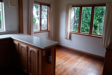 Photo of property in 17 Boyd Avenue, Mangere Bridge, Auckland, 2022