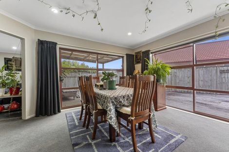 Photo of property in 52 Geneva Terrace, Kelvin Grove, Palmerston North, 4414