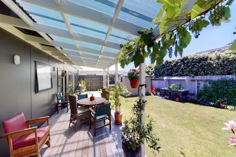 Photo of property in 2 Carter Crescent, Foxton Beach, Foxton, 4815