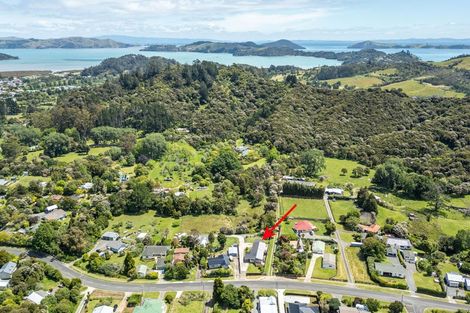 Photo of property in 2065 Rings Road, Coromandel, 3506