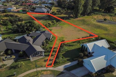 Photo of property in 17 Charteris Rise, Riverdale, Gisborne, 4010