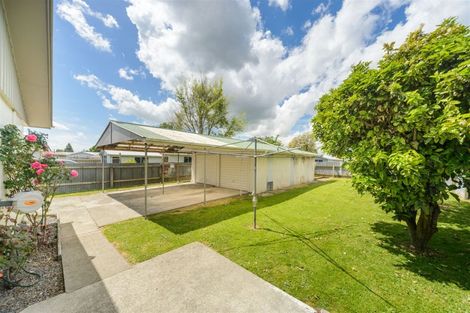 Photo of property in 27 Duff Crescent, Highbury, Palmerston North, 4412