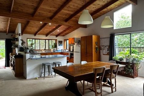 Photo of property in 48 Lysnar Street, Okitu, Gisborne, 4010