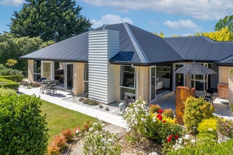 Photo of property in 7 Teviotview Place, Amberley, 7410