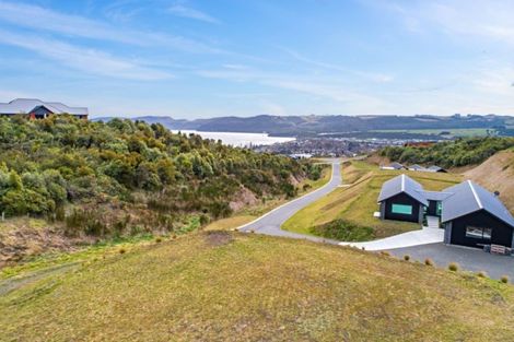 Photo of property in 15 Sparrowhawk Way, Kinloch, Taupo, 3377
