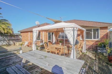 Photo of property in 27 Marblewood Grove, Pukekohe, 2120