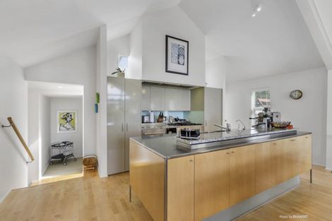 Photo of property in 3 Poplar Grove, Thorndon, Wellington, 6011