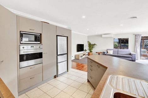 Photo of property in 38 Nielsen Gardens, Rototuna, Hamilton, 3210