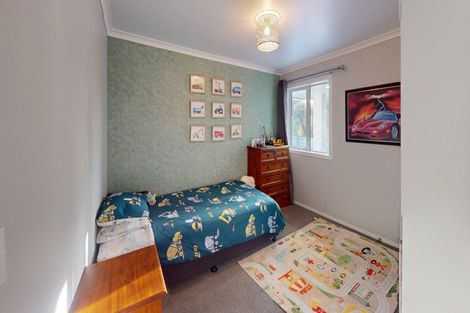 Photo of property in 82 Willoughby Street, Halcombe, 4779