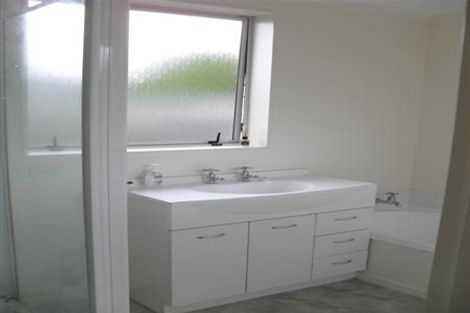 Photo of property in 2 Monaco View, Stoke, Nelson, 7011