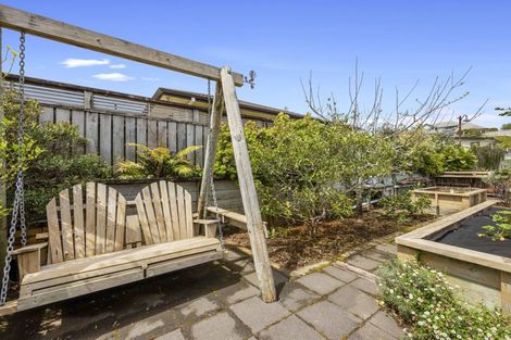 Photo of property in 1 Manukaka Heights, Hurdon, New Plymouth, 4310