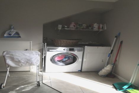 Photo of property in 19 Bluewater Place, Paraparaumu, 5032