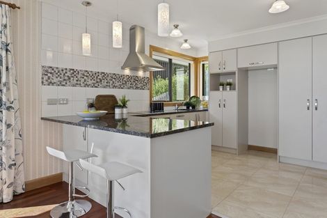 Photo of property in 27 Tuawera Terrace, Clifton, Christchurch, 8081