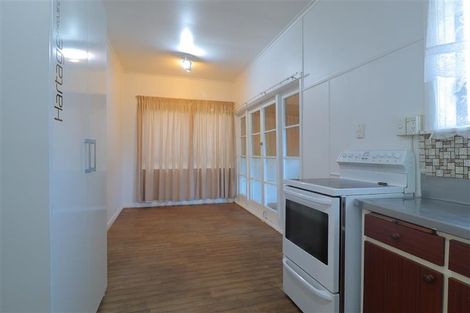 Photo of property in 320 Mount Albert Road, Mount Roskill, Auckland, 1041