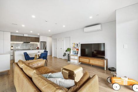 Photo of property in 416/3 Kaipiho Lane, Albany, Auckland, 0632