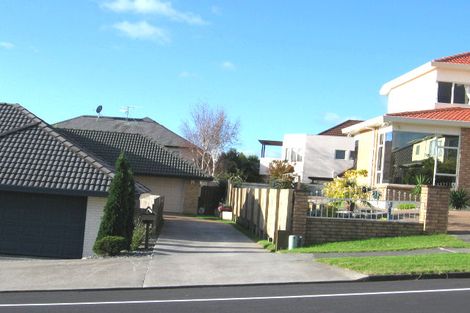 Photo of property in 2/48 Jane Eyre Drive, Somerville, Auckland, 2014