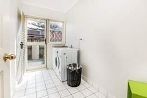 Photo of property in 64 Glenveagh Park Drive, Weymouth, Auckland, 2103
