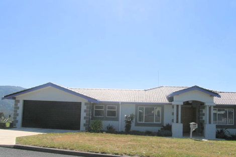 Photo of property in 120 Centennial Drive, Whitianga, 3510