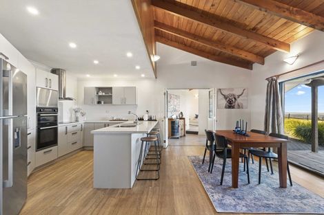 Photo of property in 118 Paparata Road, Bombay, 2675