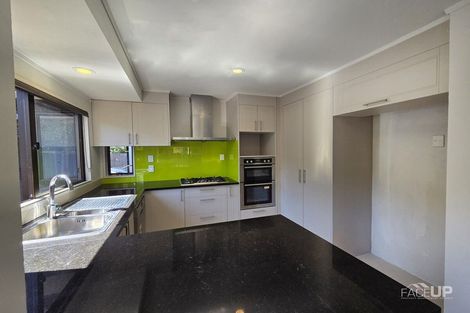 Photo of property in 1/179 Wiseley Road, West Harbour, Auckland, 0618