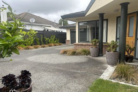 Photo of property in 6 Franklin Avenue, Hokowhitu, Palmerston North, 4410