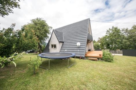 Photo of property in 35 Lakeview Terrace, Lake Hawea, Wanaka, 9382