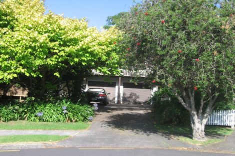 Photo of property in 7 Raupapa Street, Northcote, Auckland, 0627
