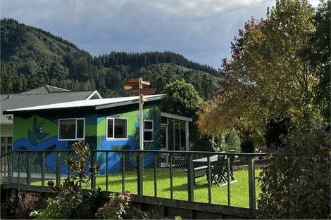 Photo of property in 317 Moores Valley Road, Wainuiomata, 5373