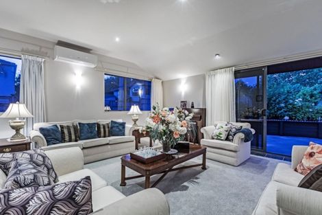 Photo of property in 13 Oakway Drive, Schnapper Rock, Auckland, 0632