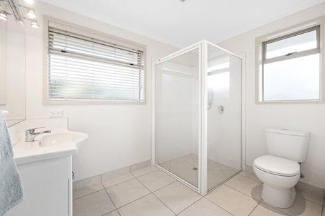 Photo of property in 82 Merriman Place, Pyes Pa, Tauranga, 3112
