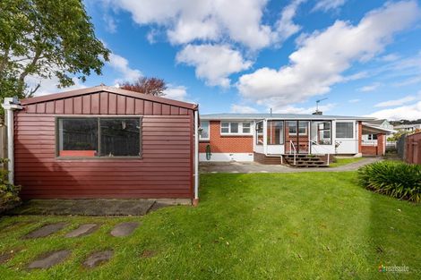 Photo of property in 15 Ruru Crescent, Heretaunga, Upper Hutt, 5018