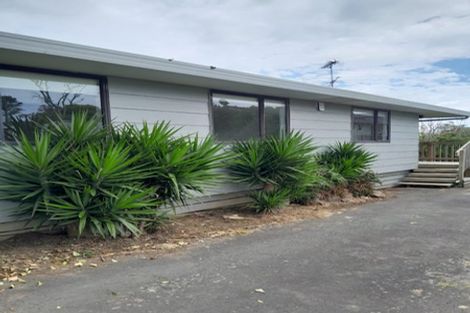 Photo of property in 2/49 Redcrest Avenue, Red Hill, Papakura, 2110