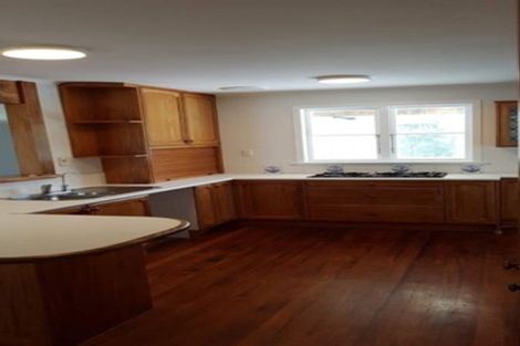 Photo of property in 10 Chamberlain Road, Massey, Auckland, 0614